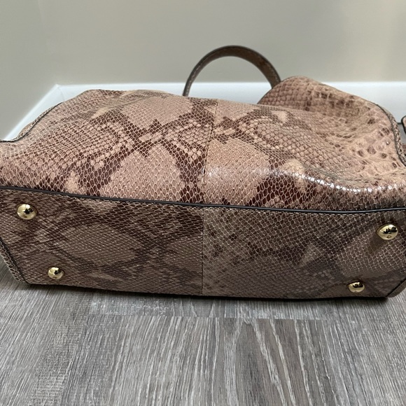 G.I.L.I Python Leather Slouch Large Tote Bag - Picture 5 of 13